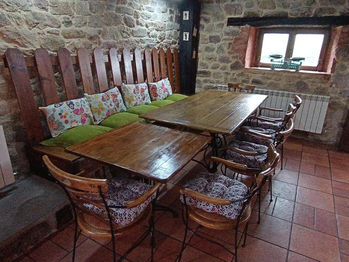 Hostal El Espesedo de Cabárceno Argomilla Exterior foto